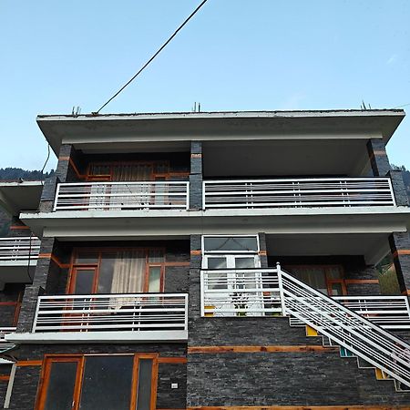 Santosh Cafe & Rooms Amritsar Exteriör bild