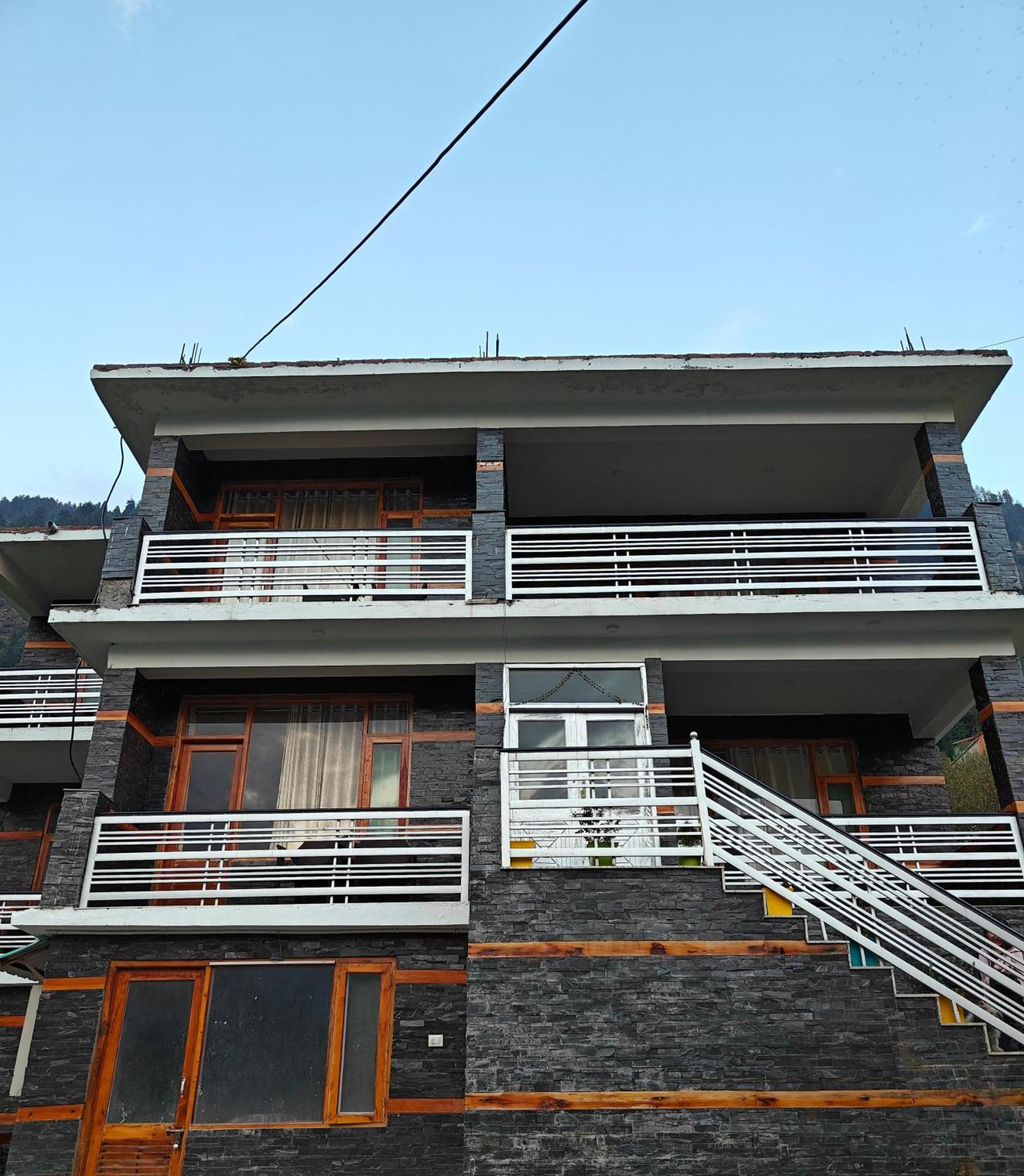Santosh Cafe & Rooms Amritsar Exteriör bild