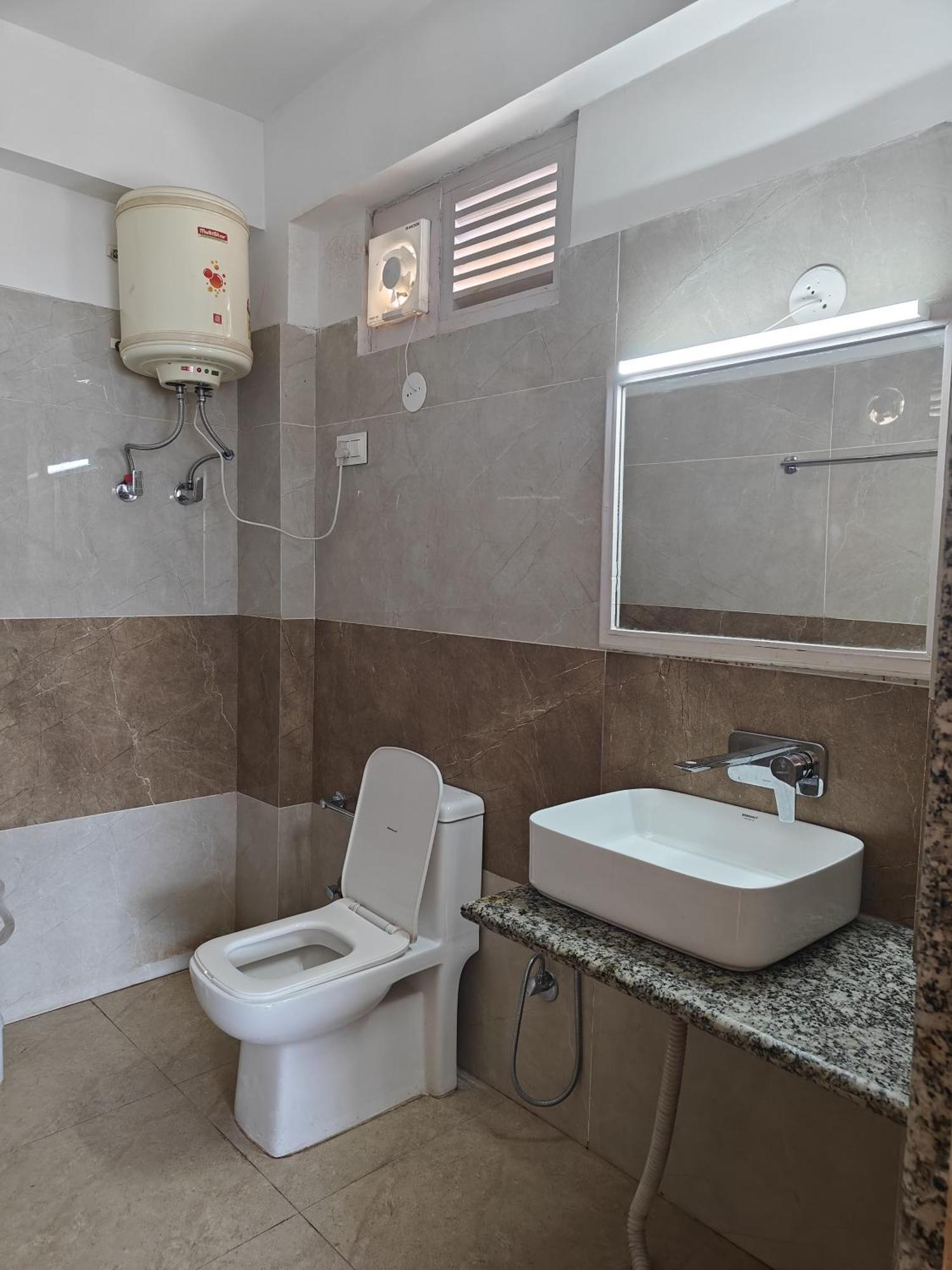 Santosh Cafe & Rooms Amritsar Exteriör bild